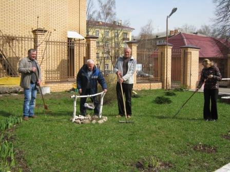 Коллектив Управления ПФР № 20 принял активное участие в субботнике Наро-Фоминского района