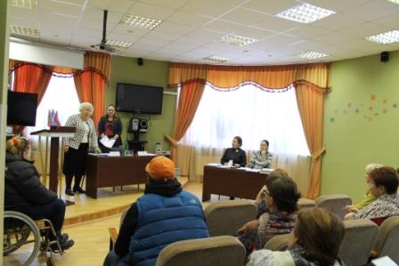 Многодетные семьи ВАО г. Москвы назвали встречу с начальником Главного  управления ПФР № 7 полезной и попросили делать это регулярно