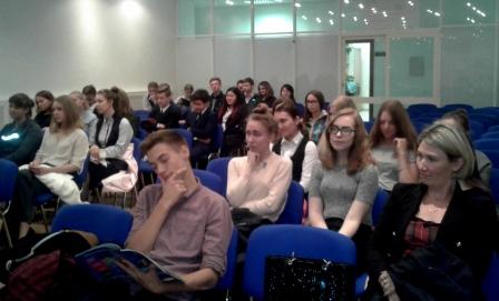 Дмитровским школьникам провели ознакомительную экскурсию в Клиентскую службу Управления ПФР 