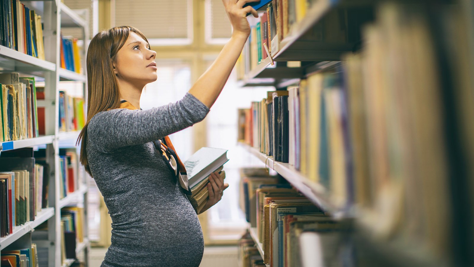 С 1 сентября Отделение СФР по Пензенской области будет выплачивать пособие по беременности и родам студенткам в повышенном размере 