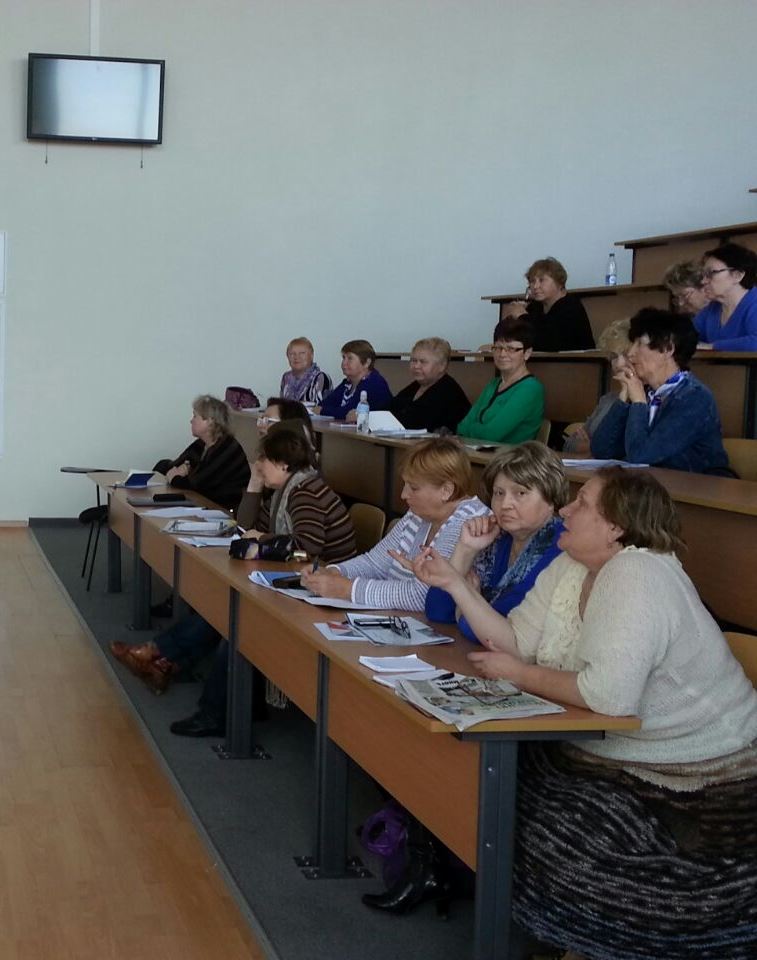 Все о пенсионных правах в режиме онлайн узнали слушатели ВНШ