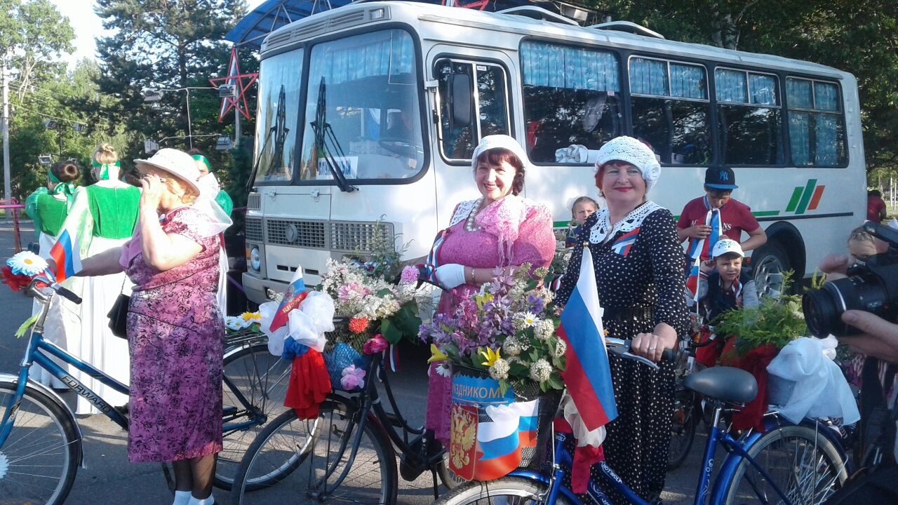 «Леди на велосипеде» из Черниговки