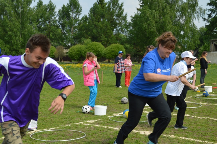 Команда Управления ПФР в городе Пскове и Псковском районе вышла на «Веселые старты»