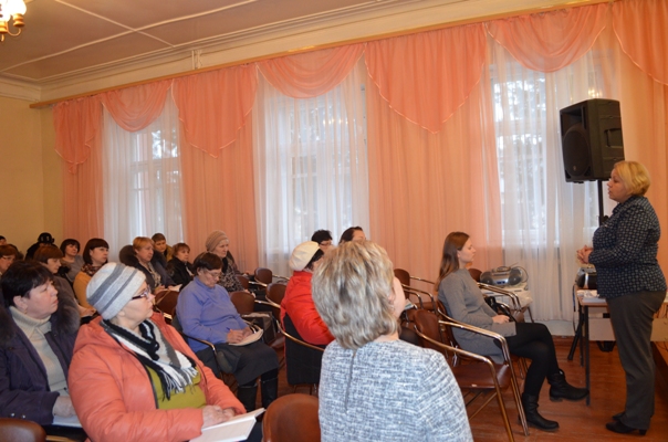 Обучающий семинар для страхователей прошел в  Новосокольническом районе