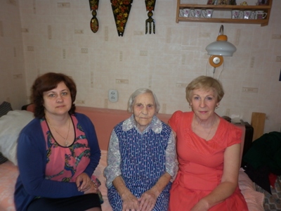 Сотрудники Управления ПФР по  г. Великие Луки и Великолукском районе Псковской области поздравили ветерана труда с юбилейной датой