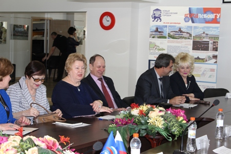 Заместитель управляющего Отделением Александр Мордишов принял участие в заседании круглого стола по вопросам защиты старшего поколения от мошеннических действий