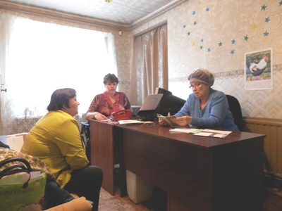 В Дедовичском районе специалисты Управления ПФР  провели прием граждан