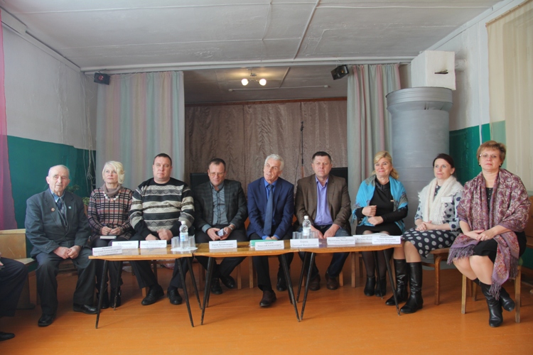 В Опочецком районе  ветеранам рассказали  о ремонте дорог, автобусном сообщении, медицинском обслуживании и об индексации пенсий