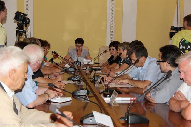 В Администрации города состоялся круглый стол «Рязань без «серых» зарплат»