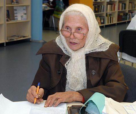 Кто с набором, кто с деньгами...