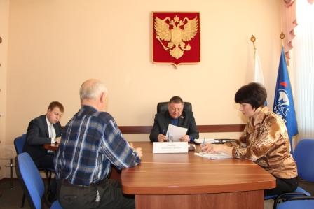 Александр Романов провел прием граждан