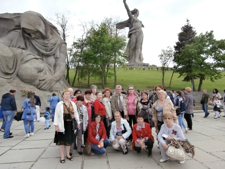 Саратовские пенсионеры посетили город-герой Волгоград
