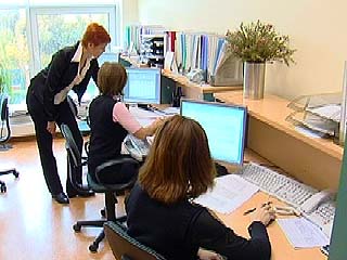 Взаимодействие территориальных органов ПФР Смоленской области с работодателями по представлению документов, необходимых для назначения пенсии в электронном виде на своих сотрудников