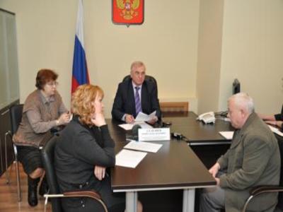 Прием граждан, проведенный Управляющим ГУ-ОПФР по Смоленской области Юрием Александровичем Селезневым в Общественной Приемной президента Российской Федерации.