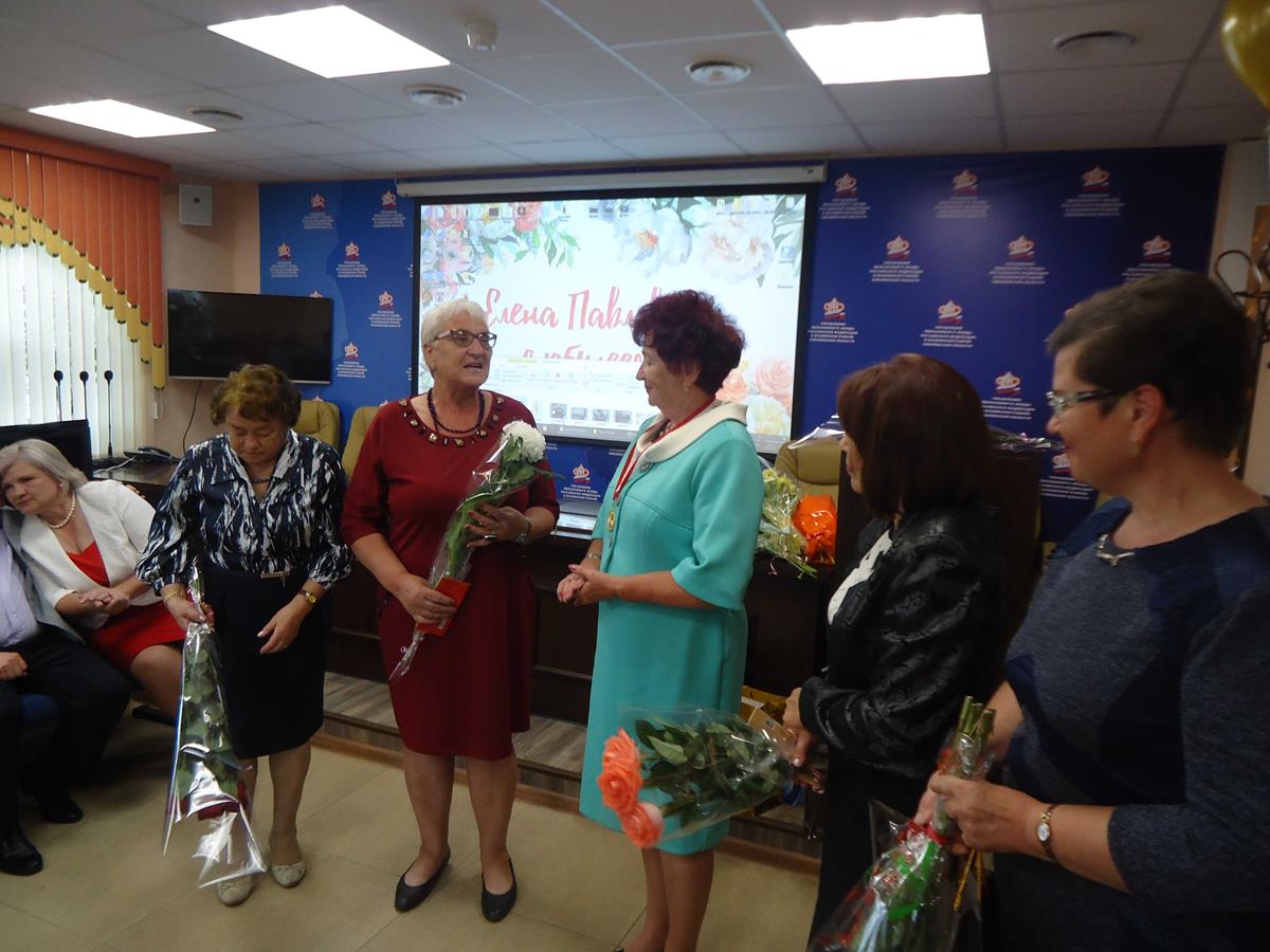 В Вязьме поздравили с 80-летнем юбилеем председателя районного отделения Общероссийской общественной организации 