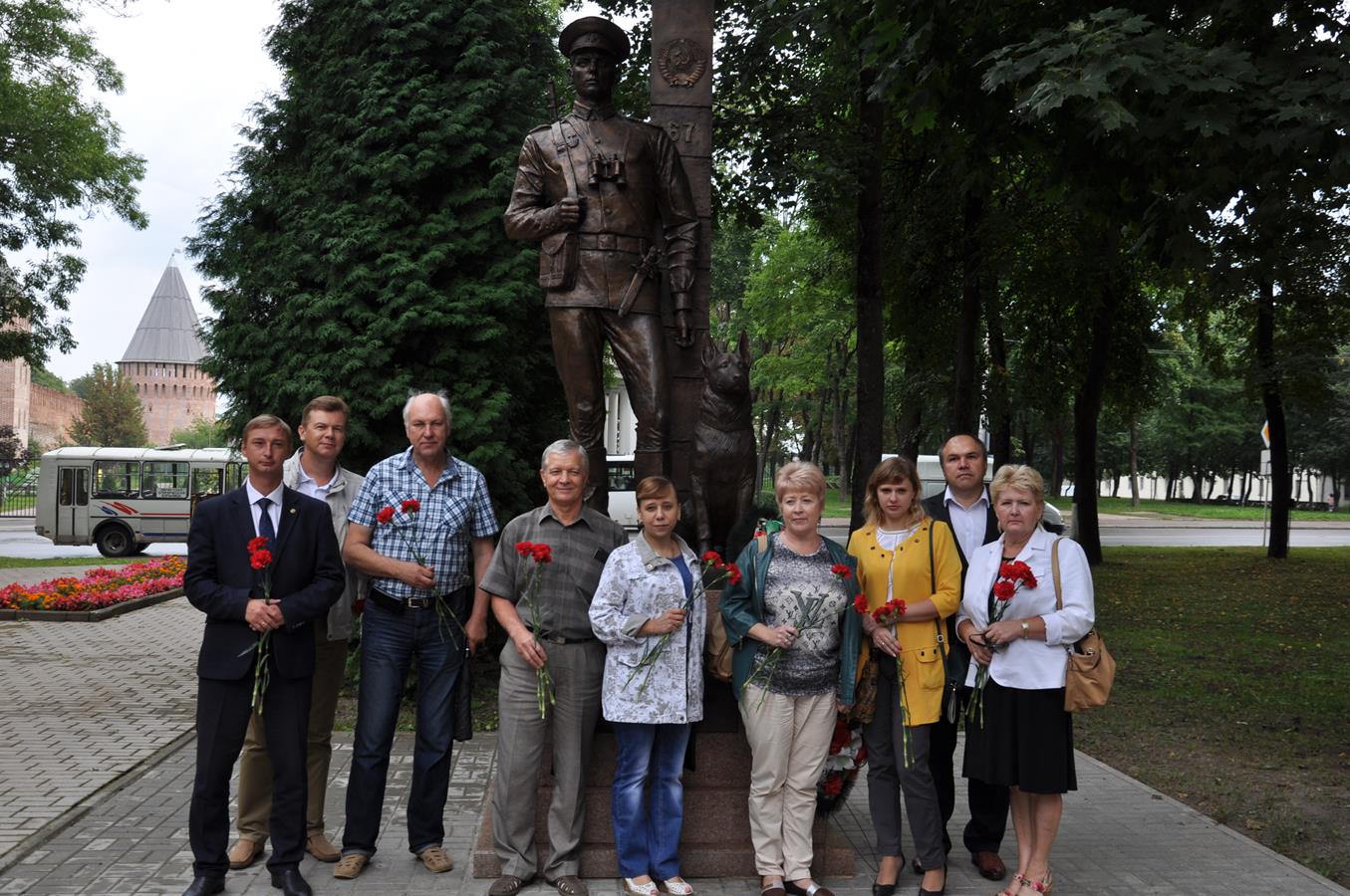  Сотрудники ОПФР по Смоленской области почтили память жертв террористических атак.
