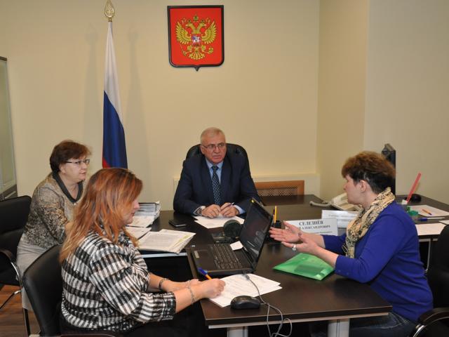 Прием граждан, проведенный Управляющим ГУ-ОПФР по Смоленской области Юрием Александровичем Селезневым в Общественной Приемной президента Российской Федерации.