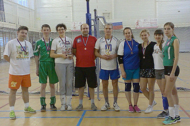 Команда ОПФР по Свердловской области заняла третье место в волейбольном турнире