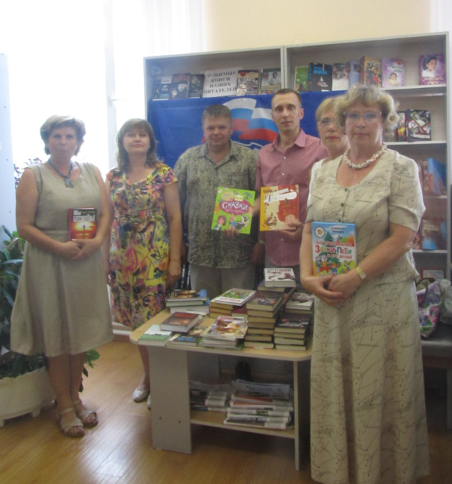 В Заречном прошла акция «Принеси книгу в библиотеку»