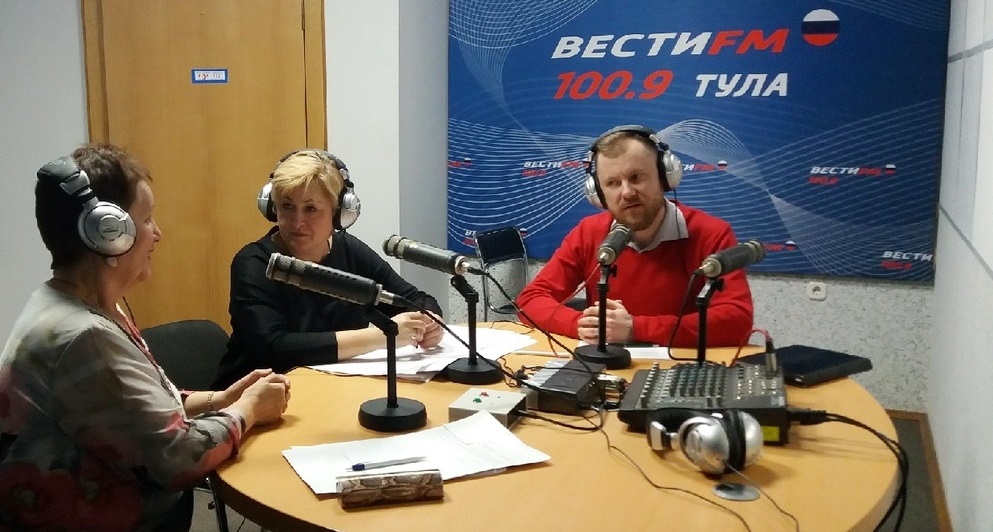 В прямом эфире радиостанции «Вести FM» - Людмила Маслова