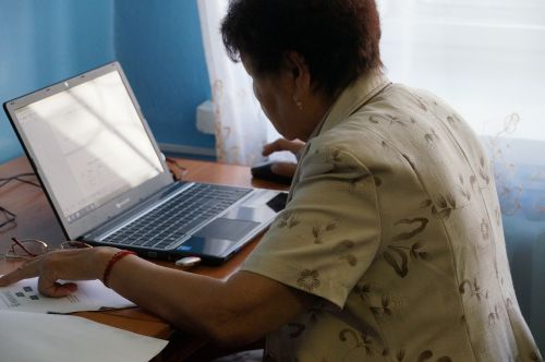 Старшее поколение республики померится силами в компьютерном многоборье