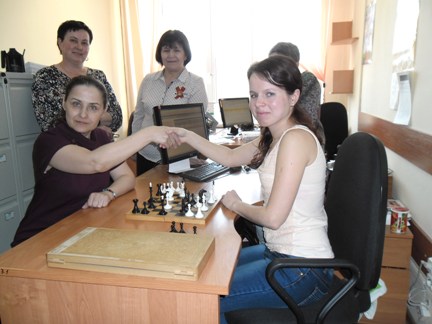 Белые начинают и выигрывают!