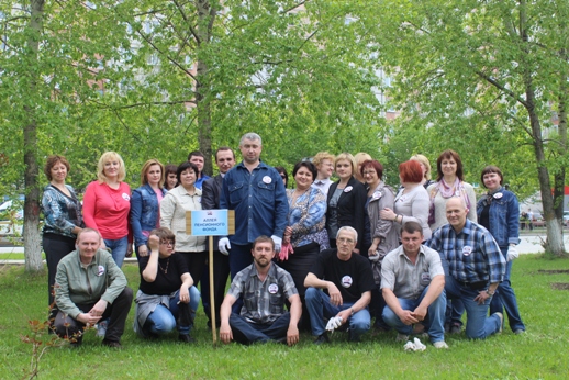 В рамках празднования 25-летия ПФР в Тюмени появилась яблоневая аллея