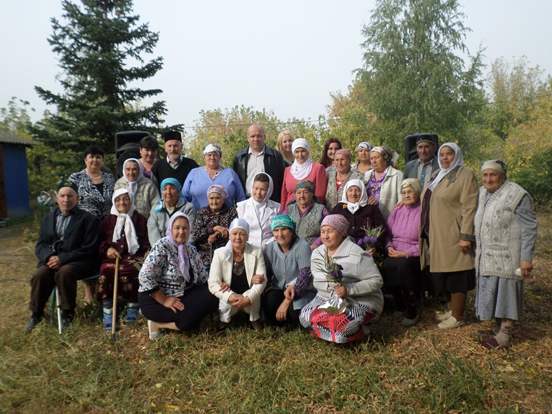 Сотрудники УПФР в Старокулаткинском районе устроили праздник для ветеранов с.Новая Яндовка