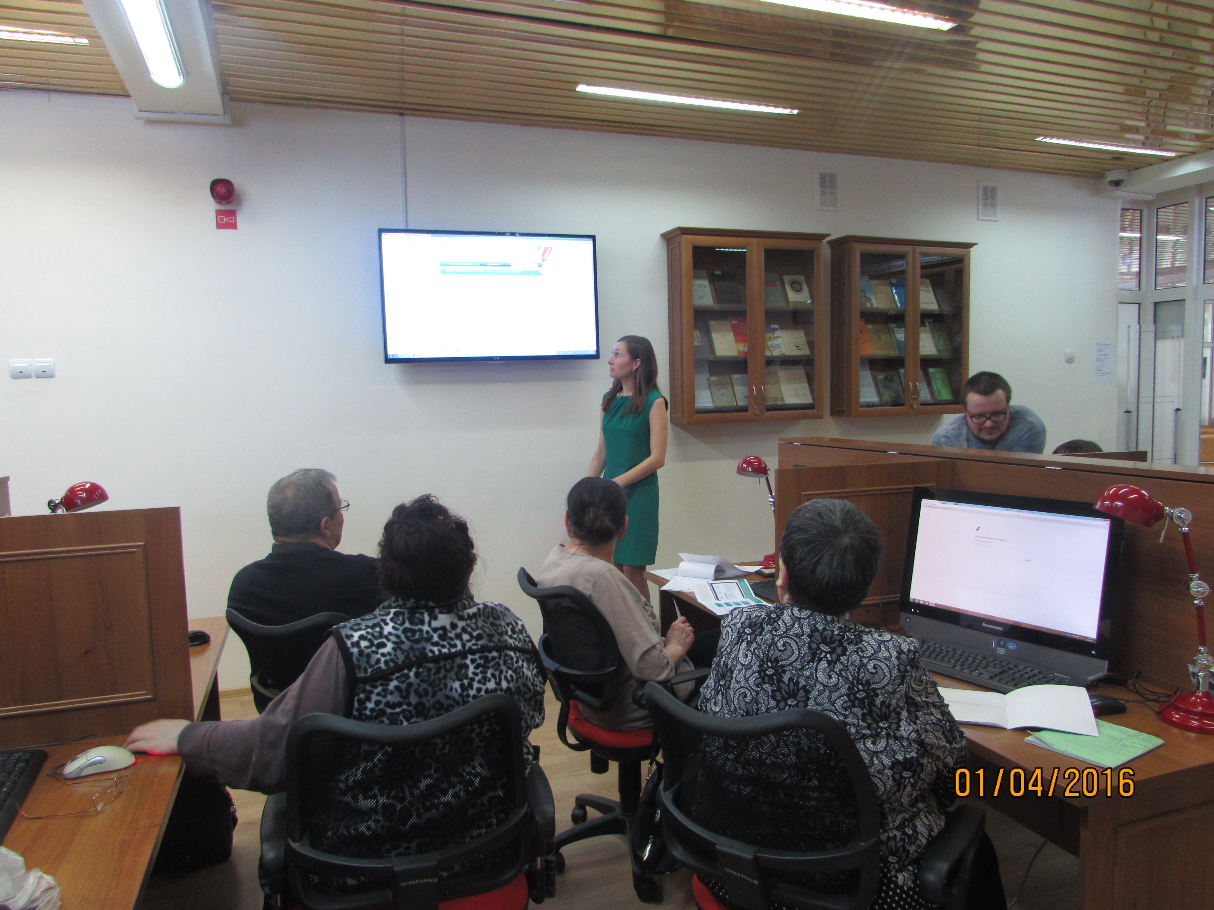 Специалисты Пенсионного фонда провели очередной урок  компьютерной грамотности для пенсионеров