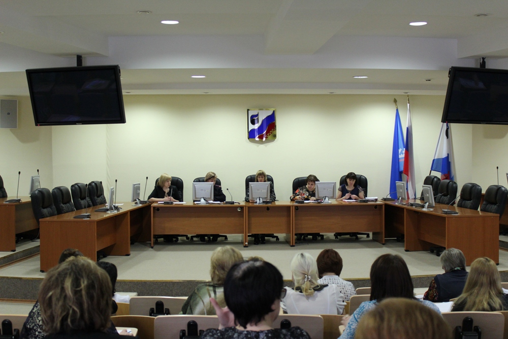 Специалисты Управления ПФР в г. Губкинский приняли участие в  проведении семинара – совещания для работодателей.