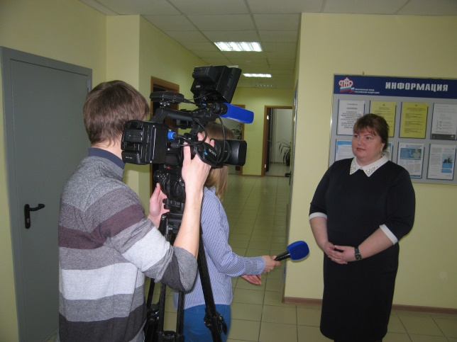 В Новом Уренгое начальником УПФР Бавриной О.В. даны комментарии ТРК Сигма, в связи с многочисленными обращениями граждан.