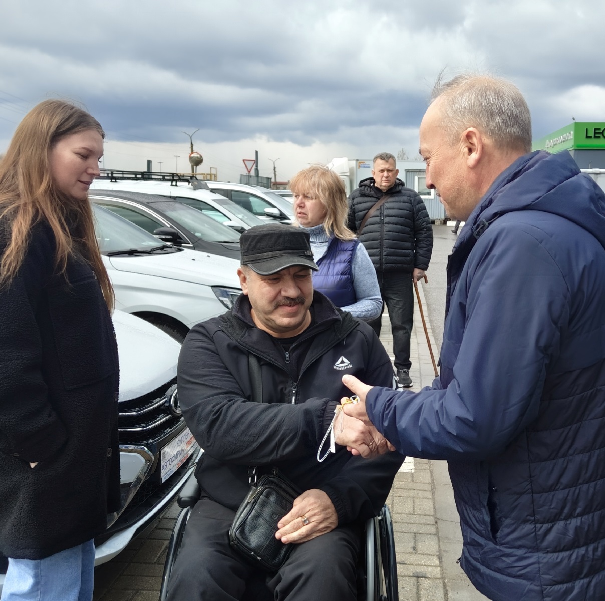 Четверо пострадавших на производстве жителей региона получили новые автомобили от Отделения СФР по Ярославской области