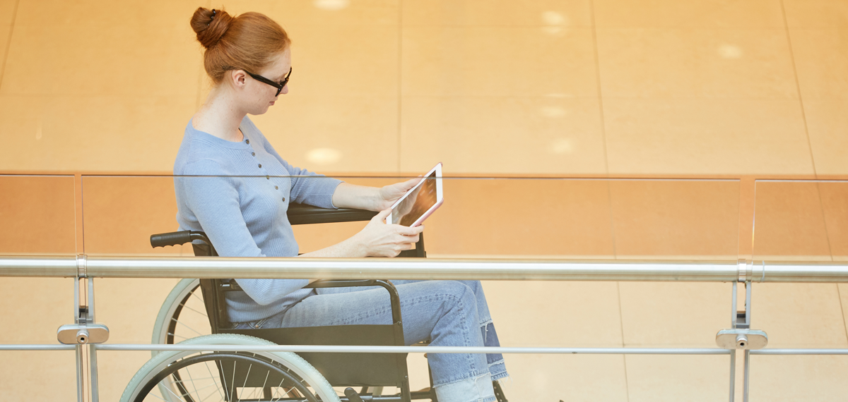 Почти 300 тысяч пенсий по инвалидности назначено беззаявительно в 2022 году