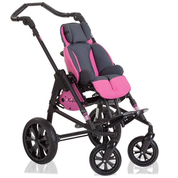 В Тюмени Фонд обеспечил ребенка-инвалида специализированным креслом-коляской с помощью электронного сертификата